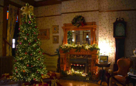 Carroll Mansion at Christmas Dec 2022