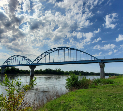 Missouri River by the bridge