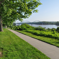 photo of the bridge over the Missouri River at Leavenworth